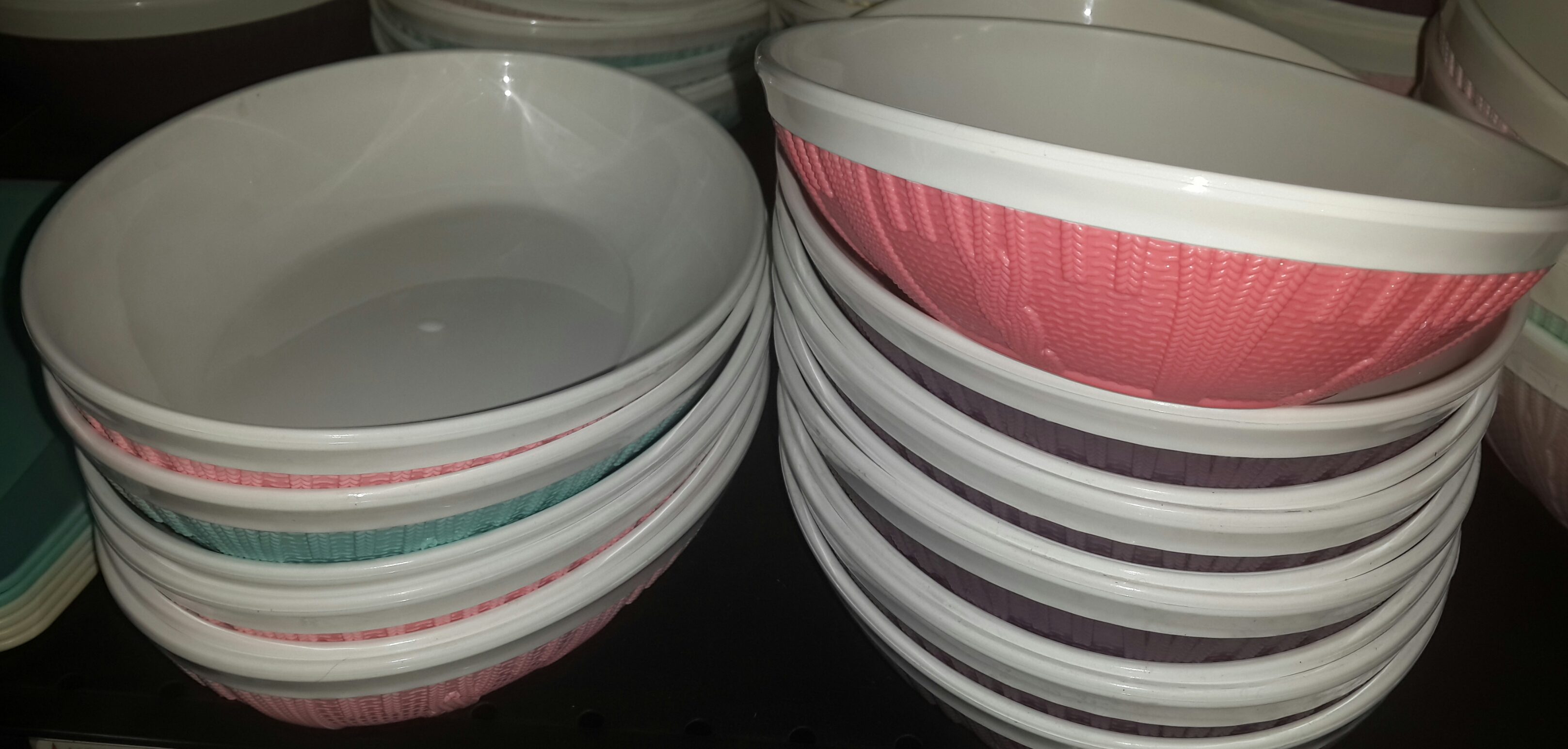 Hobby life motif oval plate ass. Colours - Image 2
